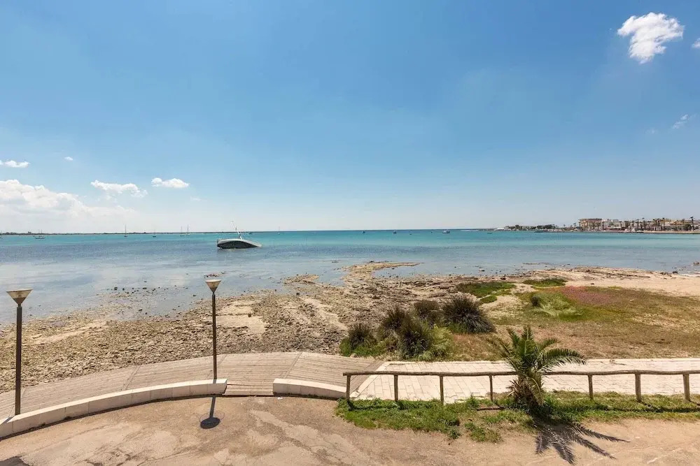 Porto Cesareo Family House