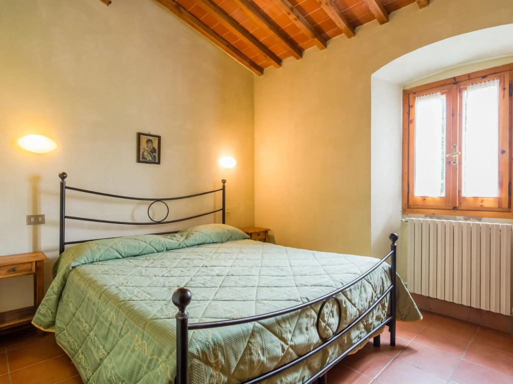 Welcoming Mansion with Swimming Pool inTuscany