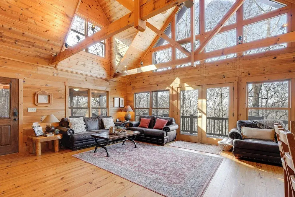 Luxe Mtn-view Cabin w/ Resort Perks in Jasper!