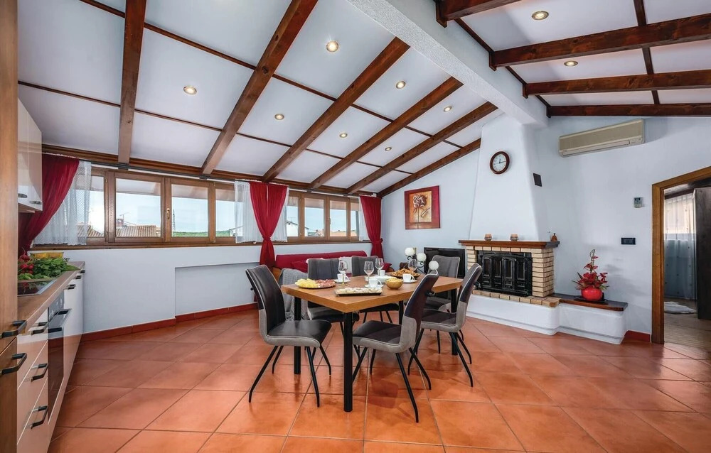 Awesome Apartment in Rovinj With 1 Bedrooms, Wifi and Outdoor Swimming Pool