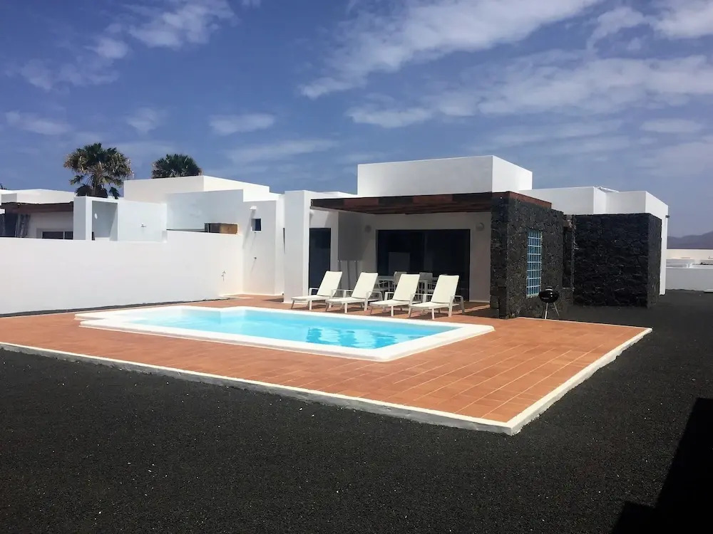 Villa Aroa by Villalia