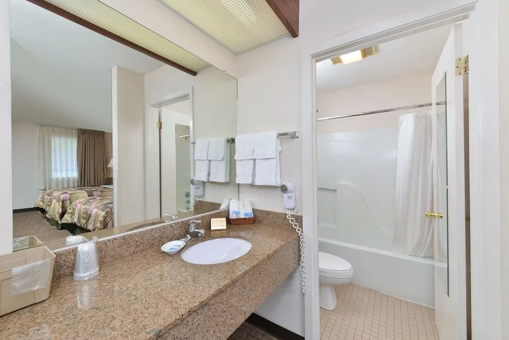 The Heritage Inn, Inc
