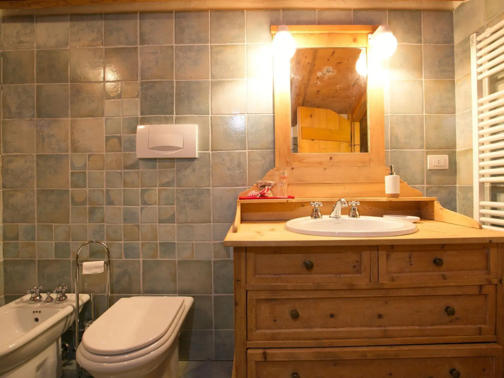 Typical Cottage in Bellamonte Italy with bubble bath