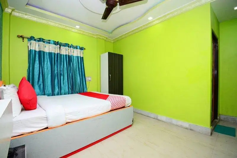 OYO Flagship 29946 Hotel Air View