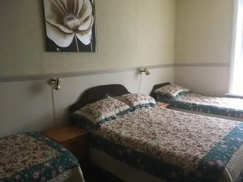 Oakleigh Hotel