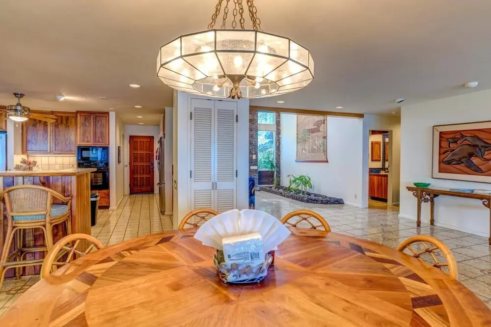 K B M Resorts- Bay-35 Presidential 5bd, 5ba Beach-front Estate, A/c, Private Yard!