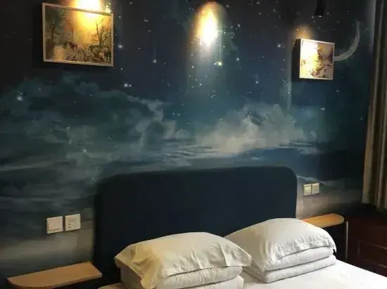 Julong Hotel