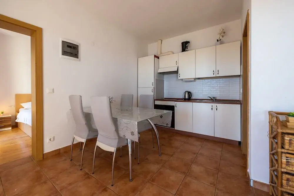 Apartments Ena