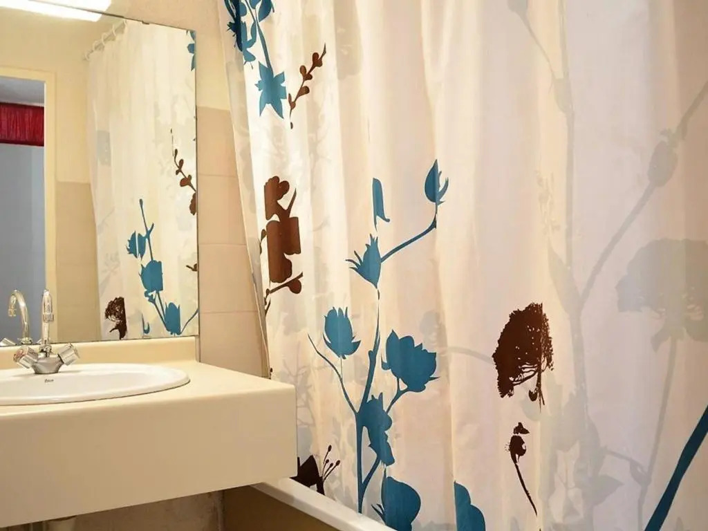 Appartement Le Lavandou, 2 pièces, 6 personnes - FR-1-251-377