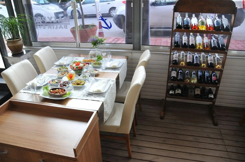 Teos Hotel