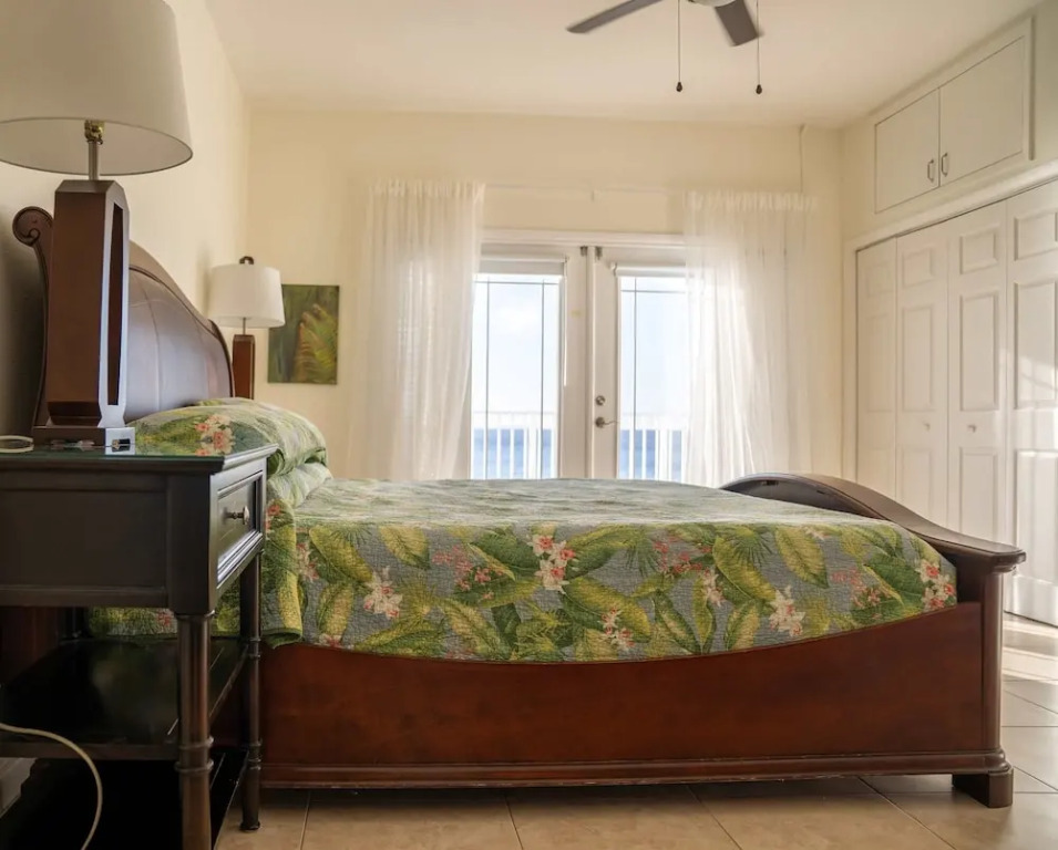 NEW Oceanfront Condo in George Town