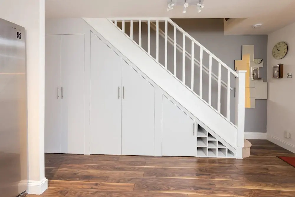 3 Bedroom House near Colliers Wood Sleeps 6