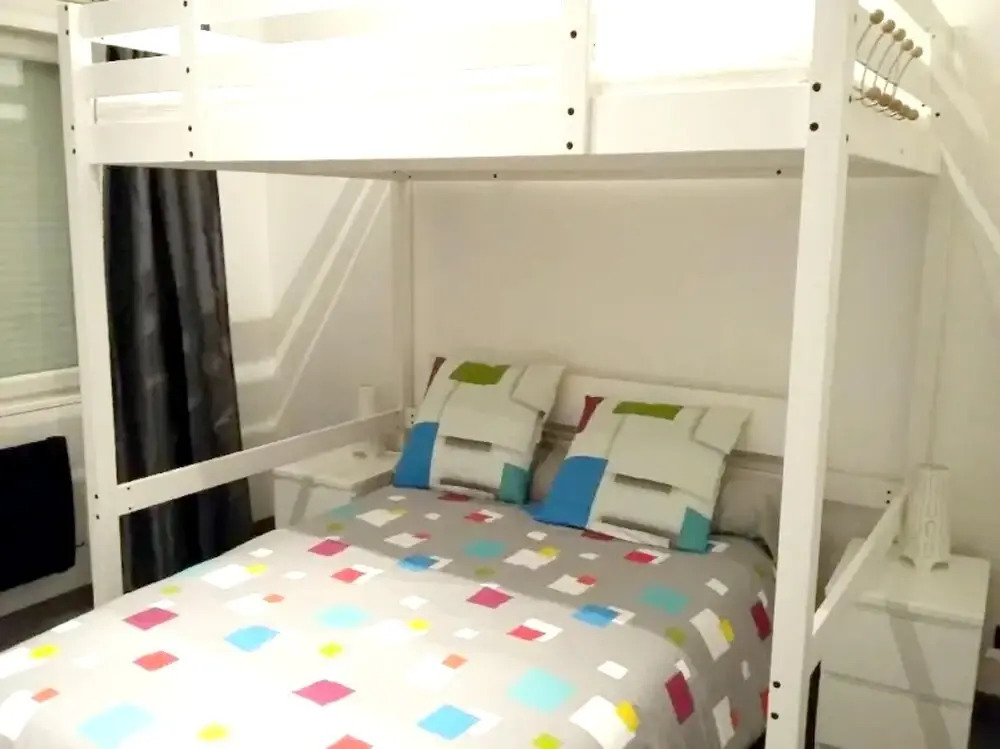 Studio in Vierville-sur-mer, With Enclosed Garden and Wifi