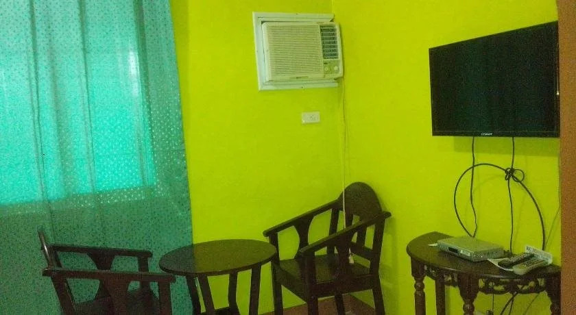 Centillo Travellers Inn