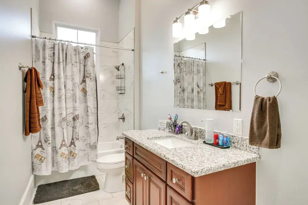 2 Mi to French Quarter: Walkable NOLA Home