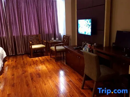 Weining Haolong Hotel