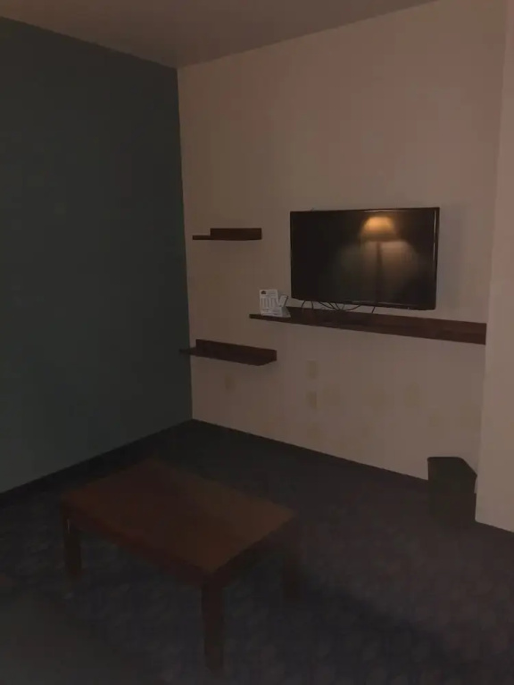 Countryview Inn & Suites