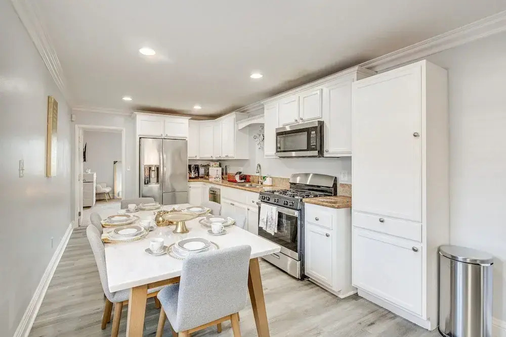 Furnished Patio! South Central Home 14 Mi to Dtla