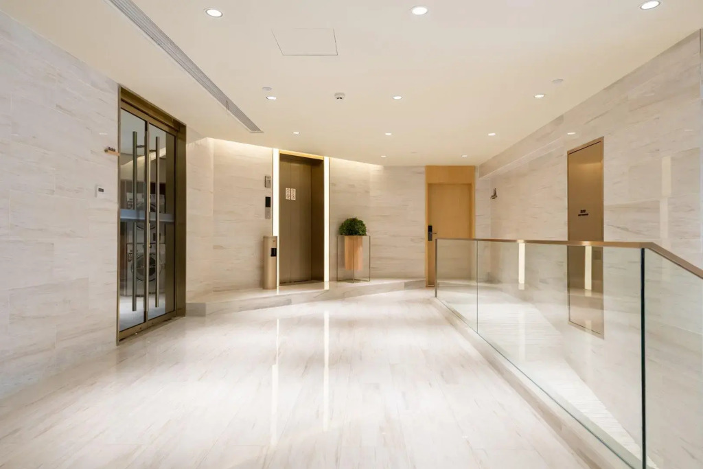 Ji Hotel Shanghai Ningguo Road Metro Station