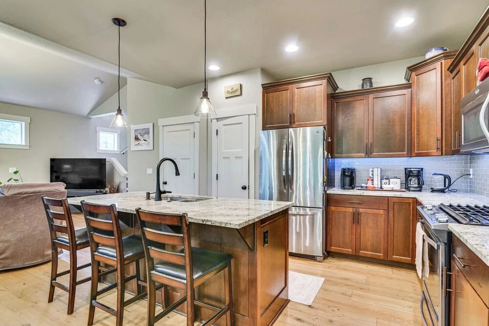 Walk to Park & Creekside Trails! Modern Sandy Home