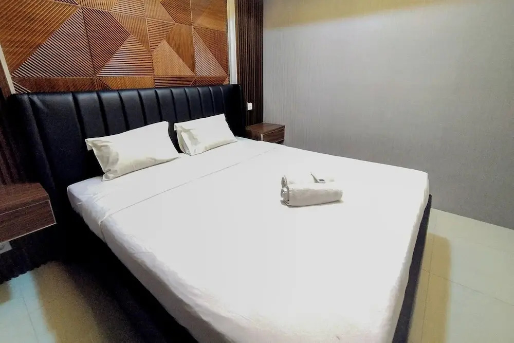 Cozy and Spacious 1BR at Anderson Supermall Mansion Apartment