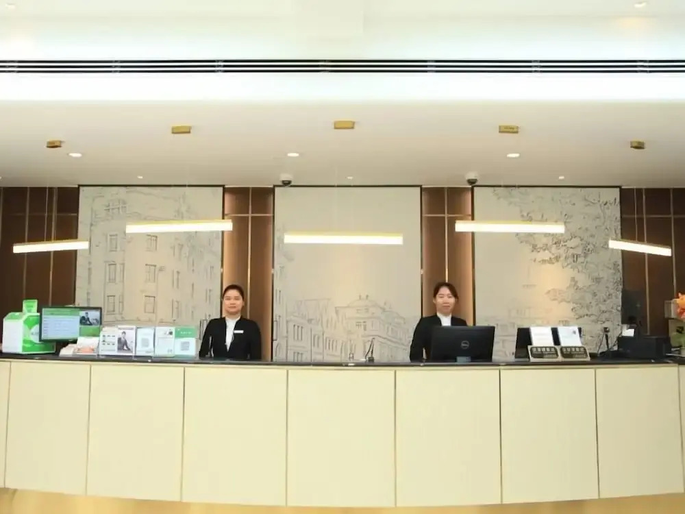 GreenTree Eastern Shanghai Changning Hongqiao Airport LongBai Hotel