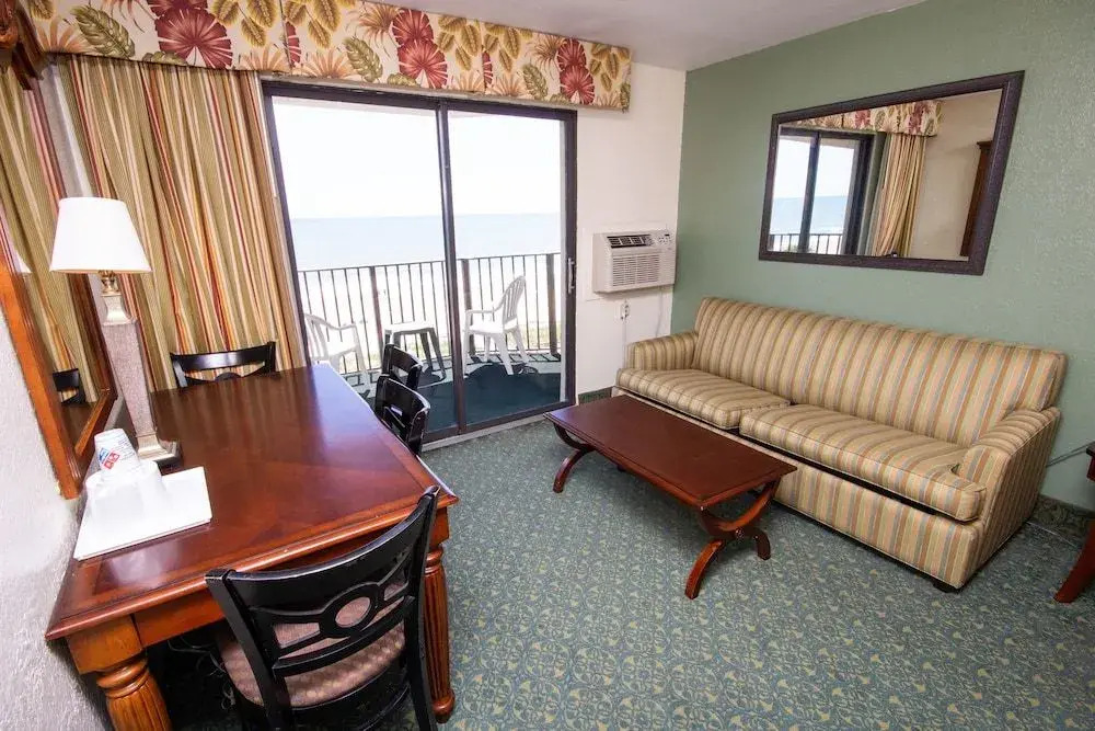 Court Capri Condos by Hosteeva
