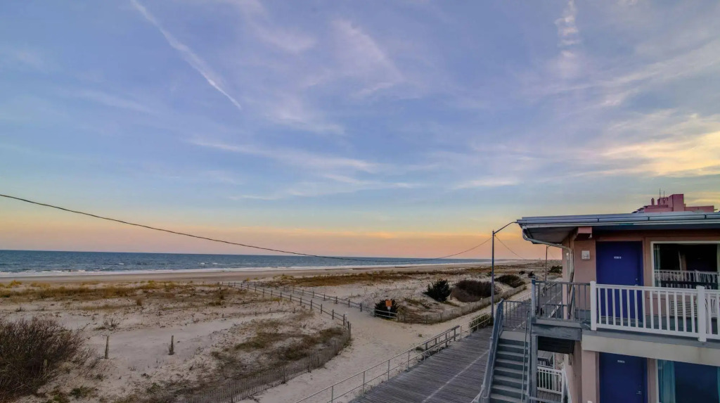 Ocean Front Motel