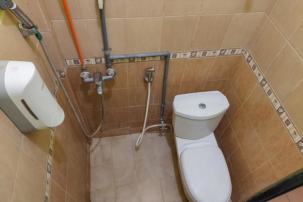 Icha Homestay near Terminal Purabaya Madiun