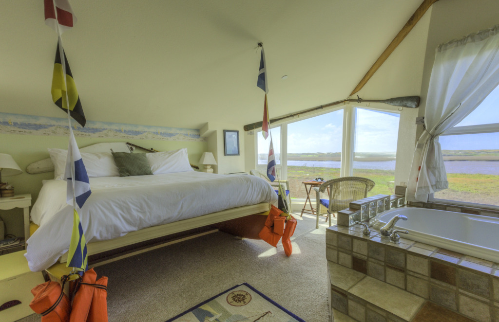 Captains Inn at Moss Landing