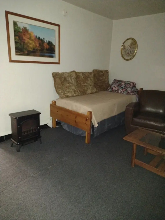 Hub City Inn