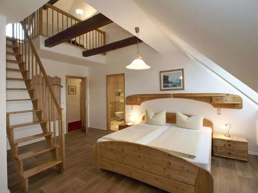 Hotel Restaurant Zum Goldenen Anker mit Hallenbad & Wellnessbereich