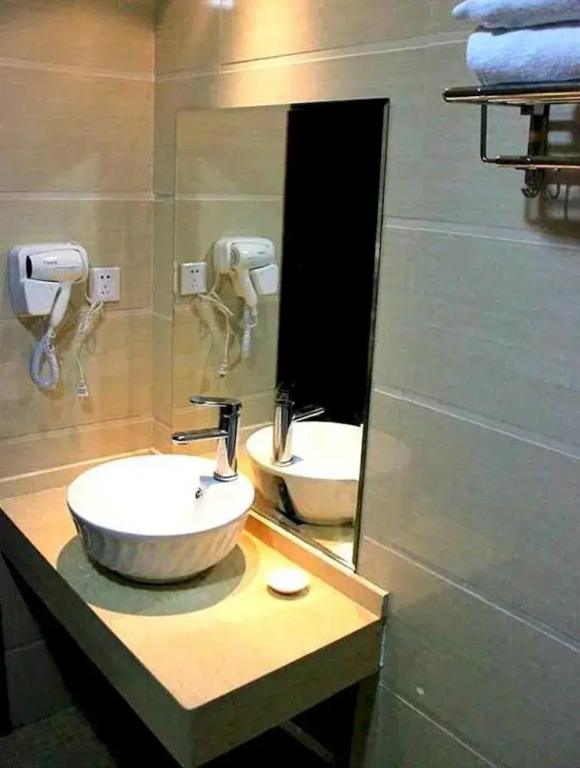 Guangzhou Xianghe Hotel