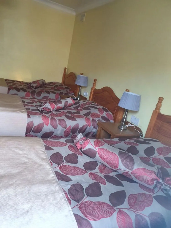 GoldenDawn Guest House