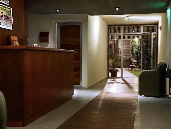 Nuna Ayni Apartments