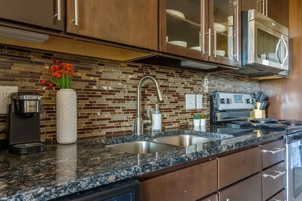 FRONTDESK 5755 Hermann Park Apts Downtown Houston