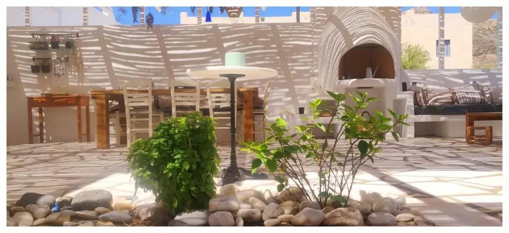 3 bedrooms villa with sea view enclosed garden and wifi at Ios