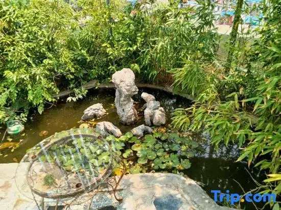 Minquan Baidu Business Hotel