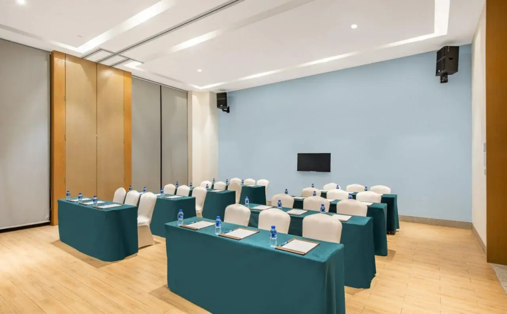Holiday Inn Express Haikou West Coast by IHG