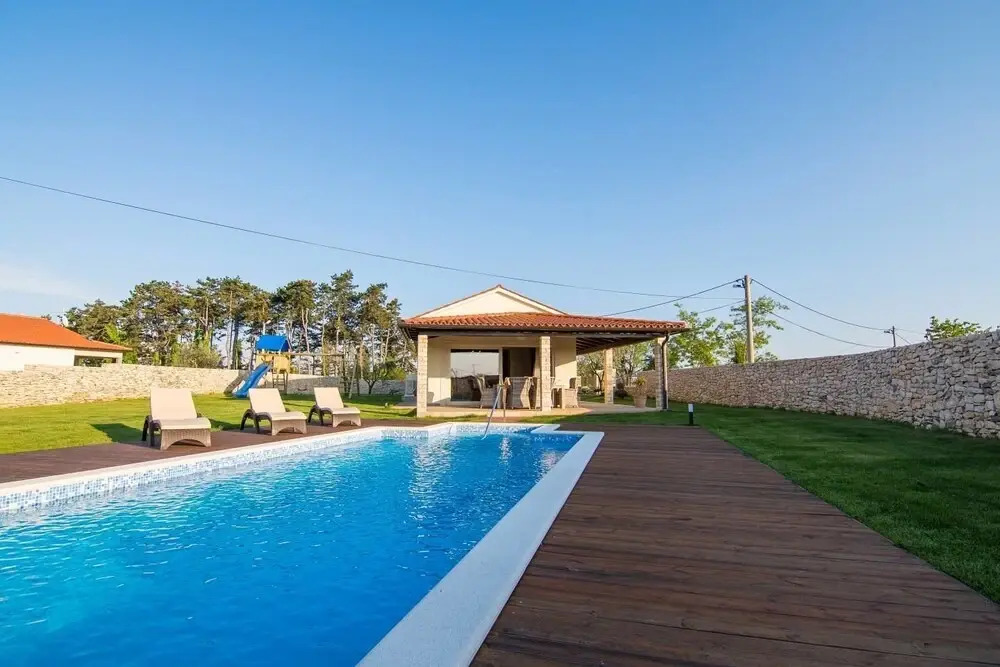 Villa Anica