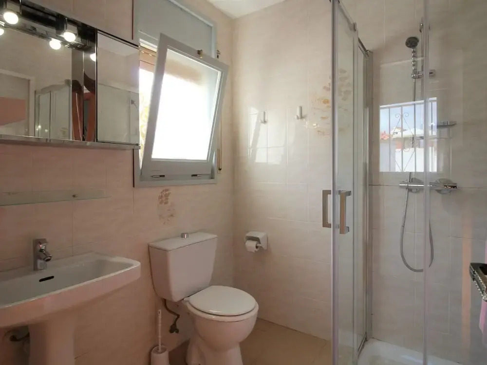 Amazing Villa in Empuriabrava With Swimming Pool