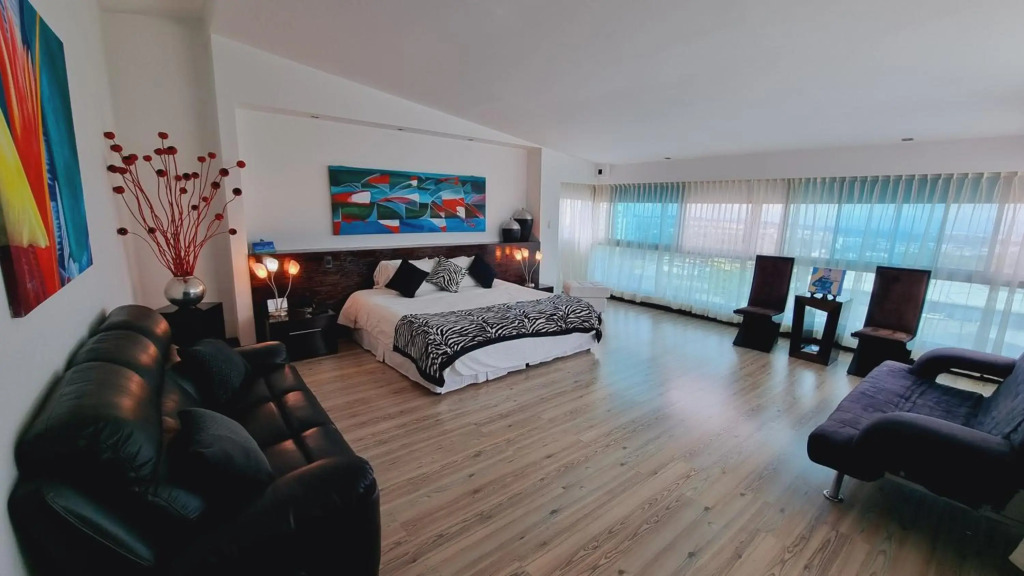 Hotel Habitat Suite