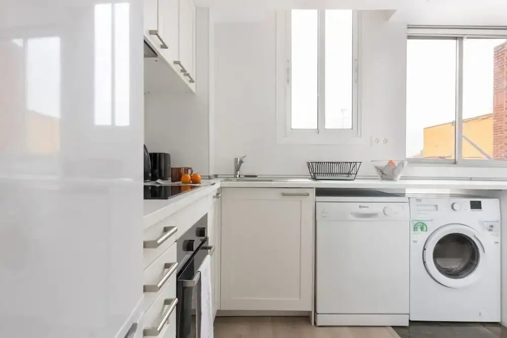 Lovely 2-bed Penthouse in the Lovely Gràcia