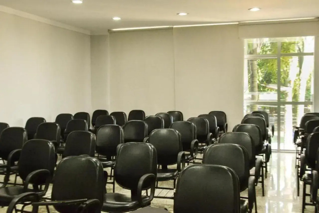 BOMBONATO HOTEL - Fácil Acesso ao Aeroporto e parque de Exposições ABCZ