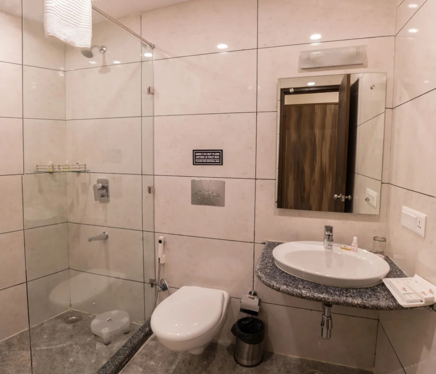 Hotel Seven Oaks