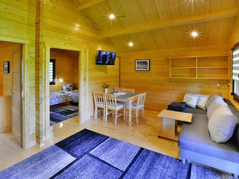Holiday Homes With Terraces, Close to the Beach