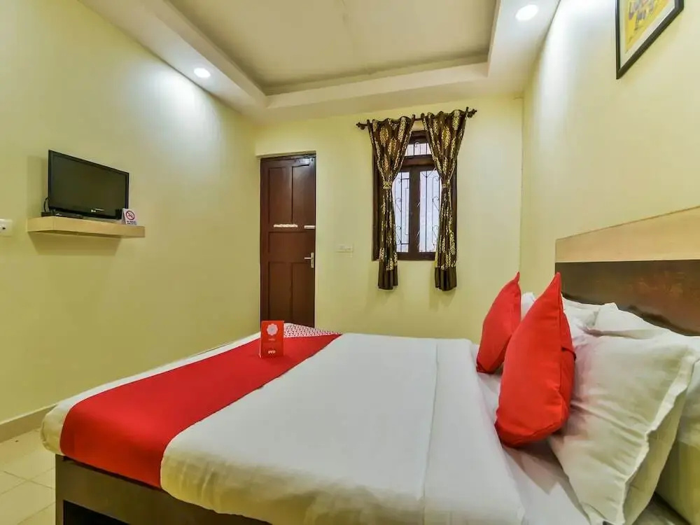 Sab’s De Aalayam by OYO Rooms