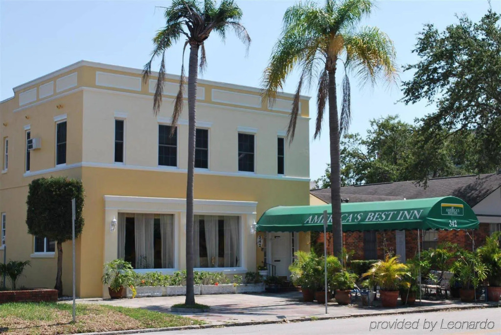 The Inn On Third
