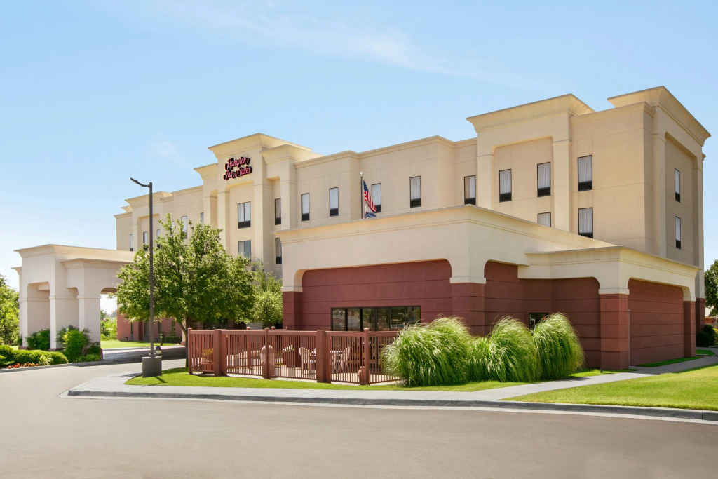 Hampton Inn & Suites Lawton