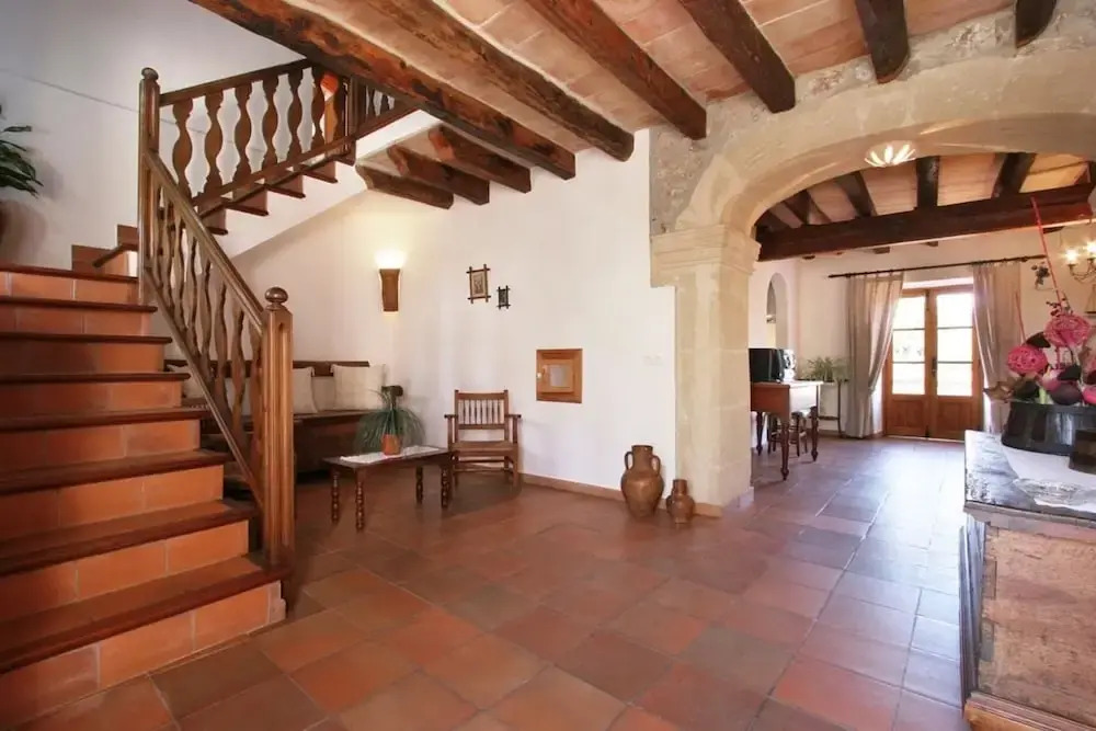 Villa - 5 Bedrooms with Pool - 103159